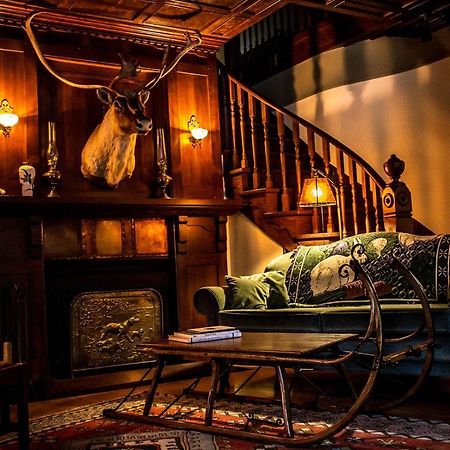 The Craftsman House Bed and Breakfast Bragg Creek Esterno foto