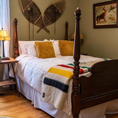 The Craftsman House Bed and Breakfast Bragg Creek Esterno foto